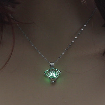 Colorful glow-in-the-dark Shell Necklace